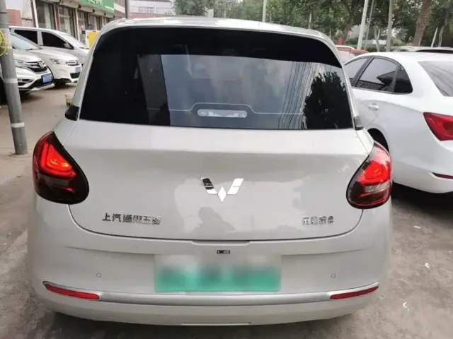 Wuling Bingo — Фото автомобиля 5
