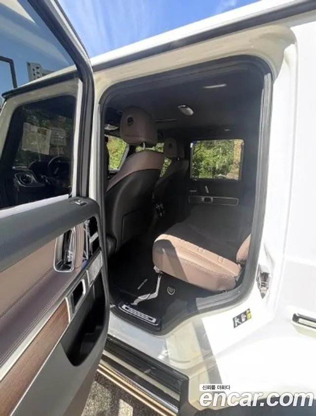 Mercedes-Benz G-Class — Фото автомобиля 14