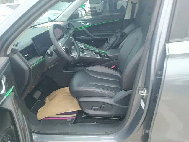 Roewe Roewe RX5 2023 1.5T Superior Edition — Фото автомобиля 14