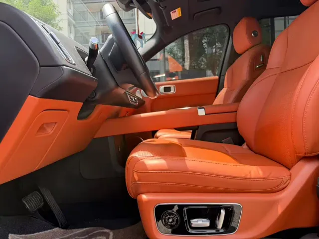 Li Auto L9 — Фото автомобиля 12
