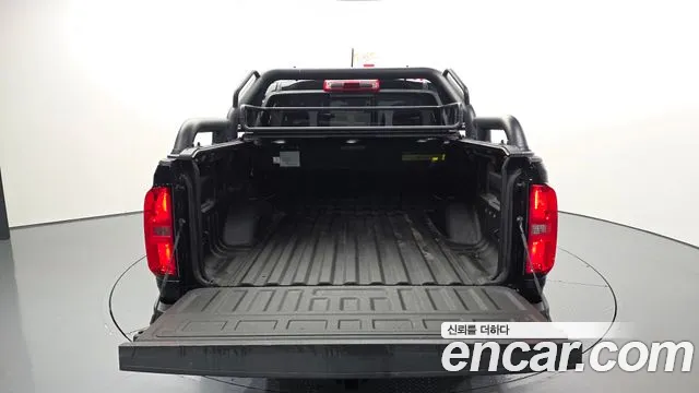 Chevrolet Colorado — Фото автомобиля 20