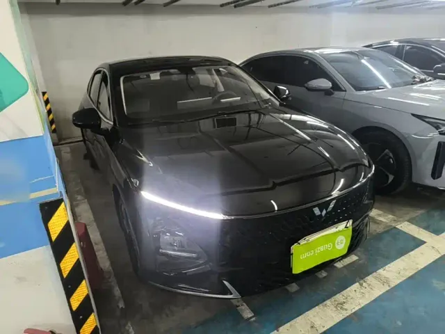 Wuling Starlight — Фото автомобиля 3