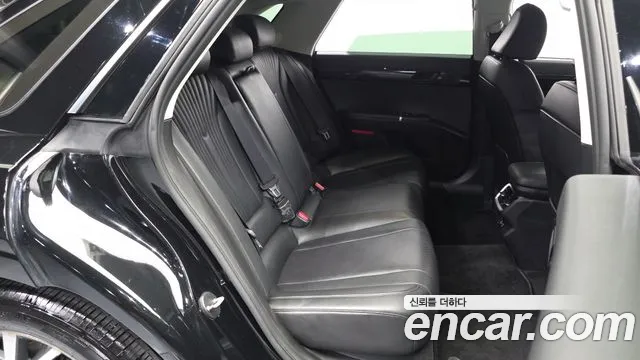 Hyundai Grandeur Grandeur (GN7) 2.5 Бензин 2WD — Фото автомобиля 12