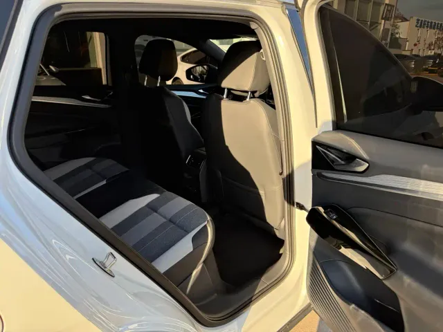Volkswagen ID.4 Crozz — Фото автомобиля 12