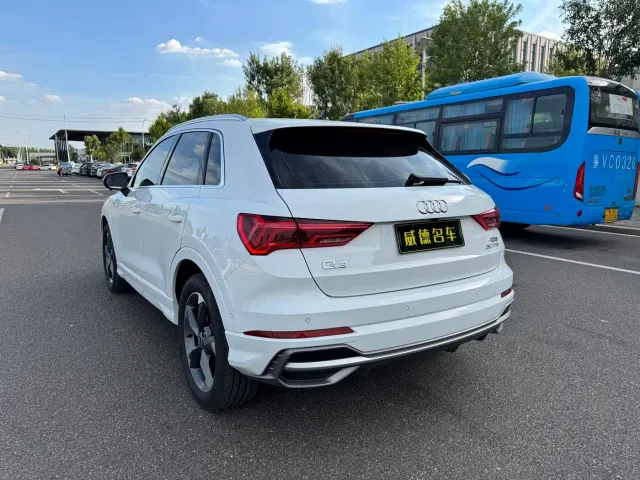 Audi Q3 — Фото автомобиля 5