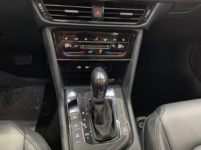 Volkswagen Tharu — Фото автомобиля 23