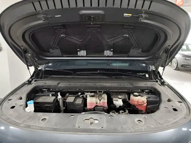 Leapmotor C10 — Фото автомобиля 19