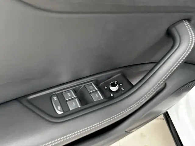 Audi A4L — Фото автомобиля 10