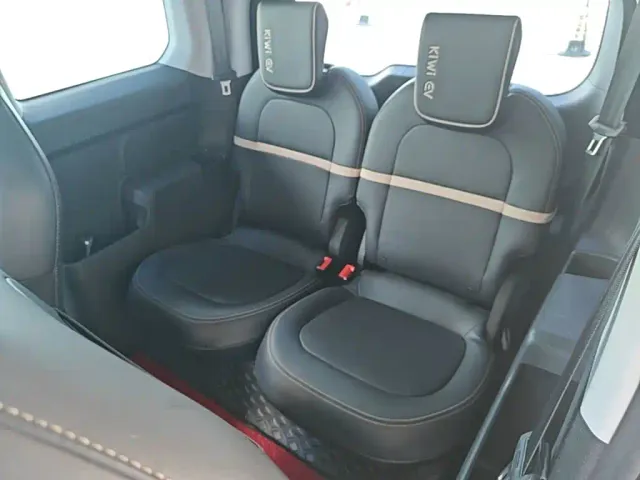 Baojun KiWi EV — Фото автомобиля 16