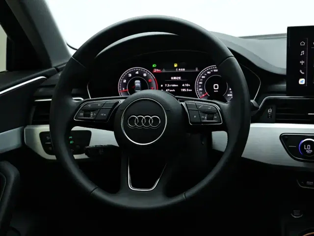 Audi A4L — Фото автомобиля 16