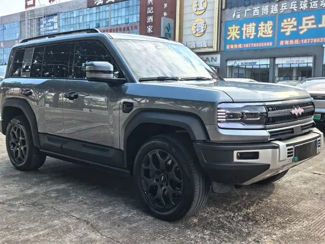 BYD FangChengBao Leopard 5 — Фото автомобиля 3