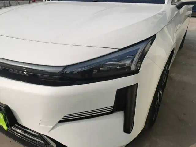 Geely Galaxy L6 — Фото автомобиля 23