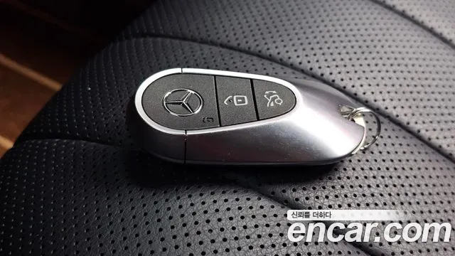 Mercedes-Benz E-Class E-класс W214 E300 4MATIC Exclusive — Фото автомобиля 23
