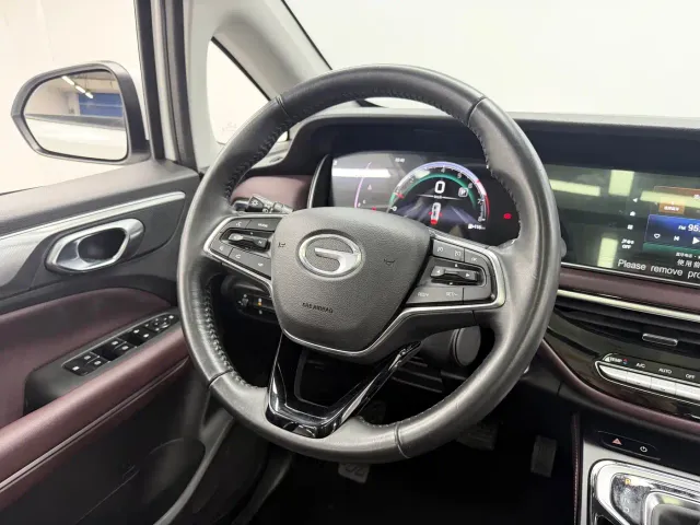 GAC Trumpchi M6 — Фото автомобиля 12