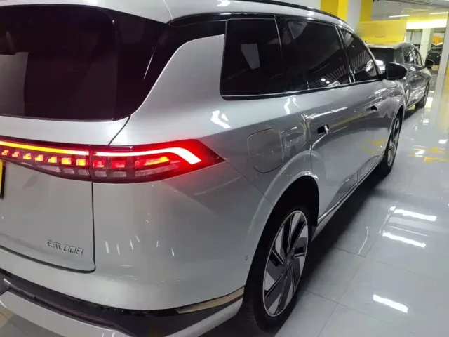 Dongfeng eπ 008 — Фото автомобиля 6