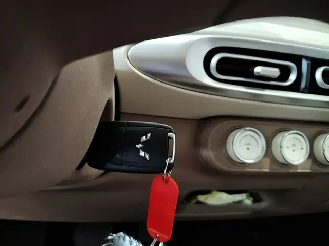 Wuling Hongguang Mini EV — Фото автомобиля 8