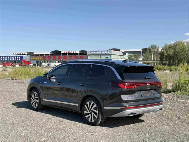 Volkswagen Talagon — Фото автомобиля 6