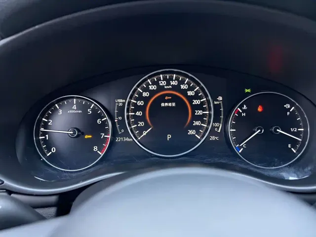Mazda Axela — Фото автомобиля 6
