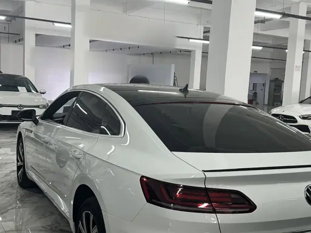 Volkswagen CC — Фото автомобиля 3