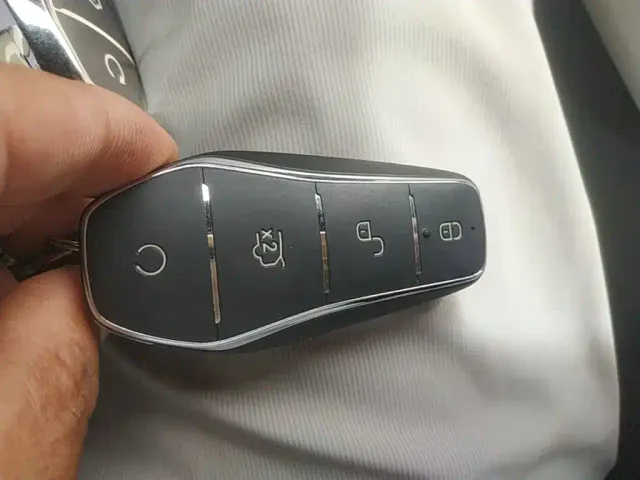 BYD Qin PLUS — Фото автомобиля 8