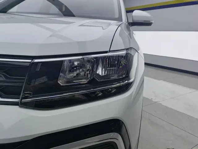 Volkswagen T-Cross — Фото автомобиля 5