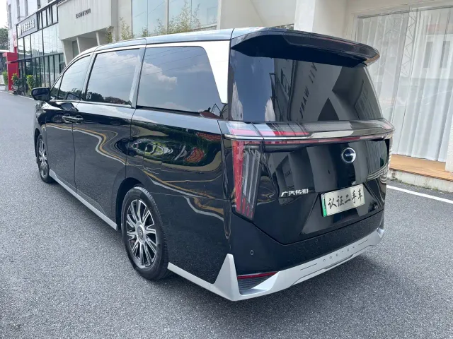 GAC Trumpchi E9 — Фото автомобиля 19