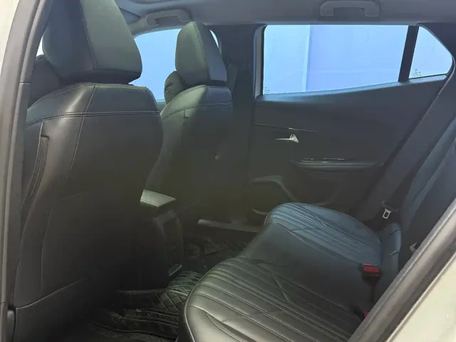 Peugeot 2008 — Фото автомобиля 15
