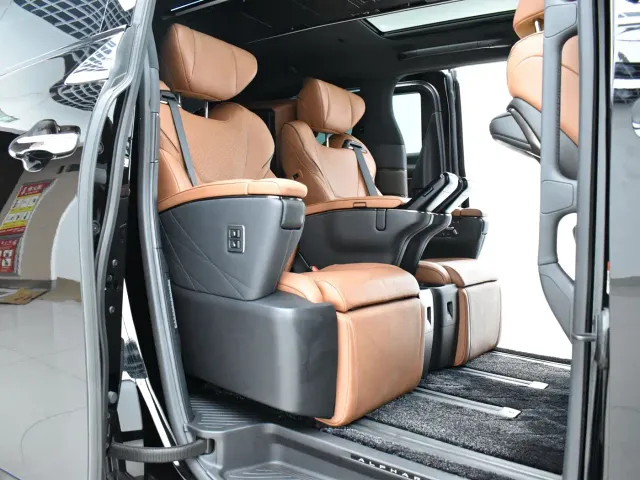 Toyota Alphard — Фото автомобиля 19
