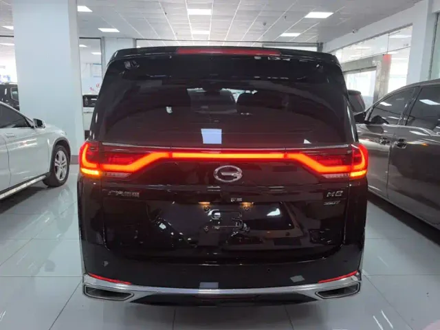 GAC Trumpchi M8 — Фото автомобиля 3