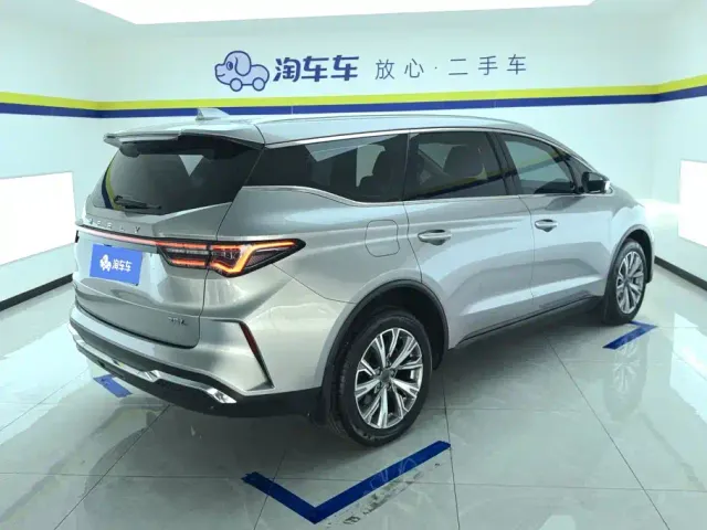 Geely Jiaji — Фото автомобиля 3