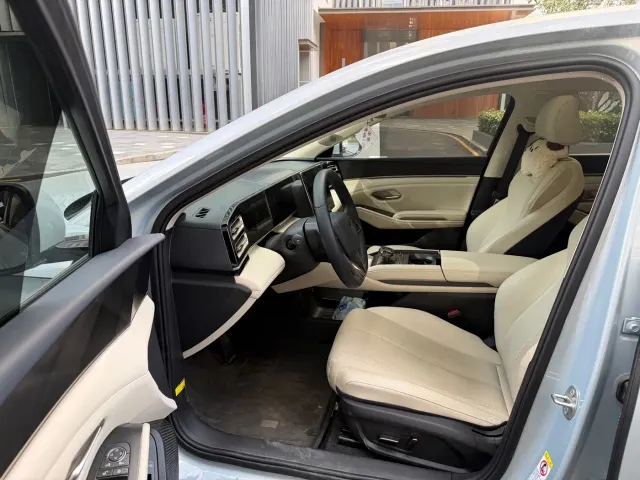 BYD Qin L — Фото автомобиля 4