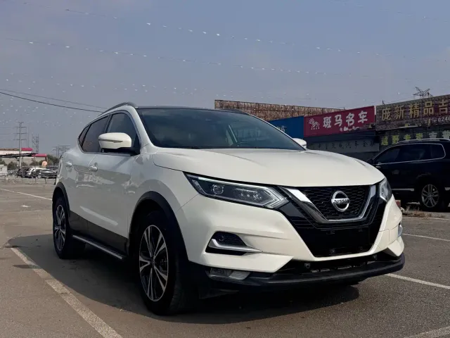 Nissan Qashqai — Фото автомобиля 3