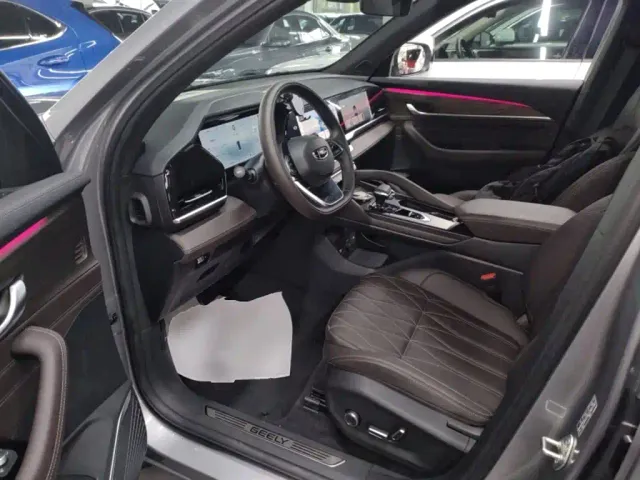 Geely Xingyue L — Фото автомобиля 15