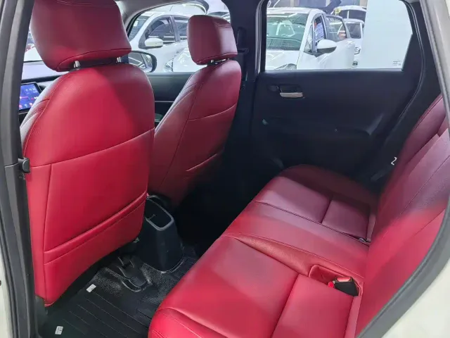 Honda Fit — Фото автомобиля 4