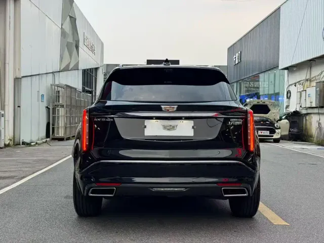Cadillac XT5 — Фото автомобиля 8