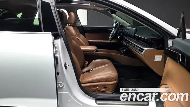 Hyundai Grandeur GN7 — Фото автомобиля 16