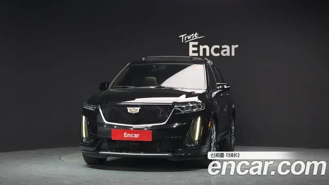 Cadillac XT6 — Фото автомобиля 3