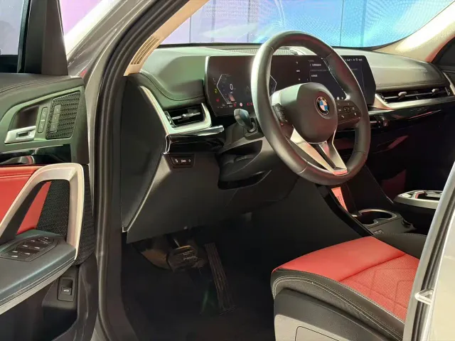 BMW X1 — Фото автомобиля 11