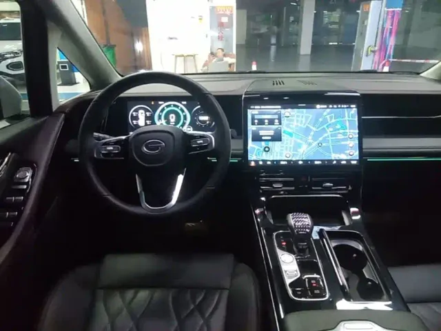 GAC Trumpchi M8 — Фото автомобиля 10