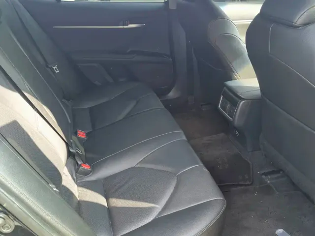 Toyota Camry — Фото автомобиля 24