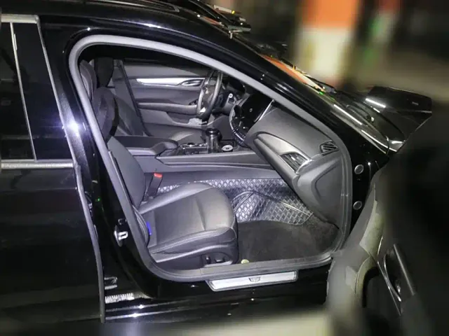 Cadillac CT5 — Фото автомобиля 12