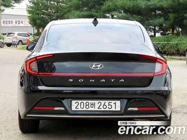 Hyundai Sonata Sonata (DN8) 2.0 LPG(Для проката) — Фото автомобиля 4