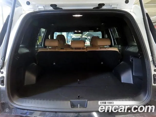 Hyundai Santa Fe MX5 — Фото автомобиля 15
