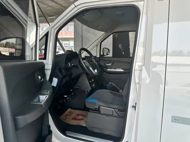 Foton Zhilan Jingling E7 — Фото автомобиля 8