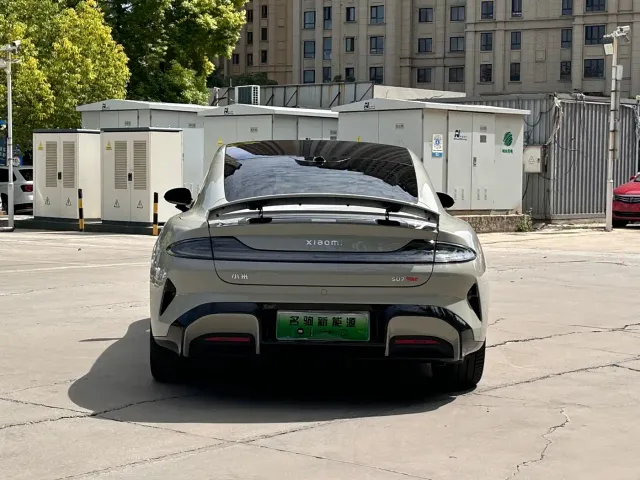 Xiaomi SU7 — Фото автомобиля 7