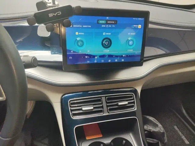 BYD Qin PLUS — Фото автомобиля 20
