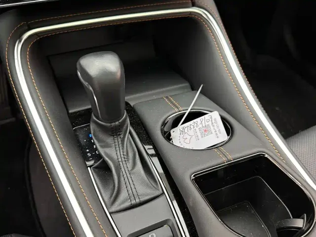Toyota Avalon — Фото автомобиля 15