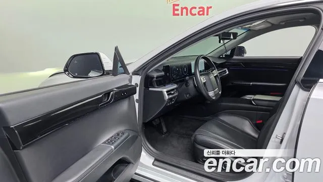 Hyundai Grandeur GN7 — Фото автомобиля 15