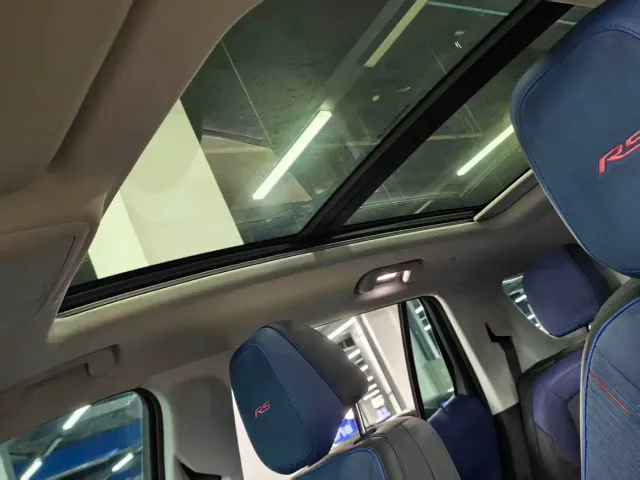 Chevrolet Equinox Plus — Фото автомобиля 11