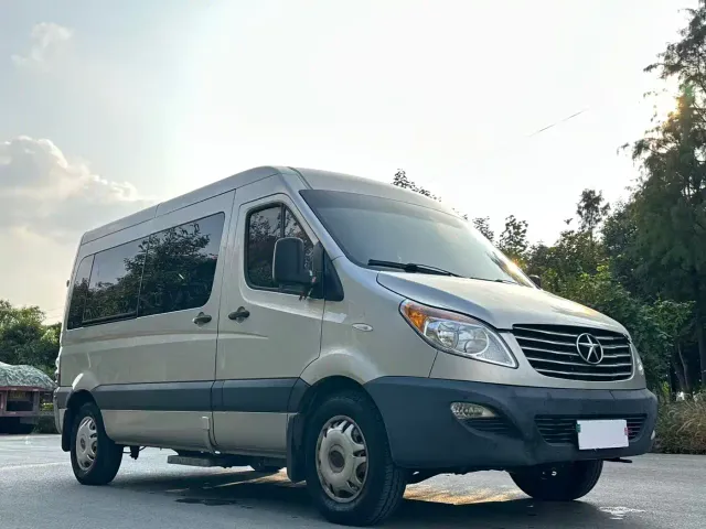 JAC Motors Sunray — Фото автомобиля 3